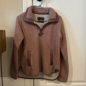Abercrombie & Fitch Cozy Sherpa pullover fleece. Women’s XS